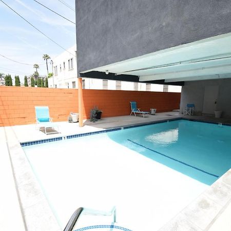 Hollywood Business Suites 로스앤젤레스 외부 사진